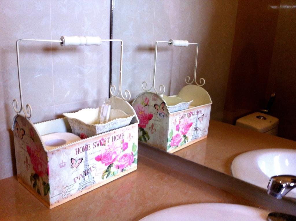 Casanas Suites Puerto Princesa Buitenkant foto