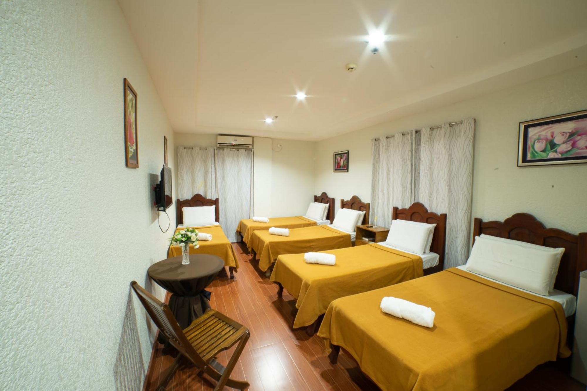 Casanas Suites Puerto Princesa Buitenkant foto